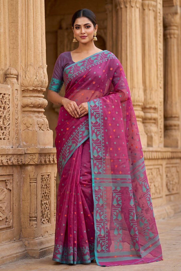 Ektu Bikel Karat Dhakai Jamdani Saree