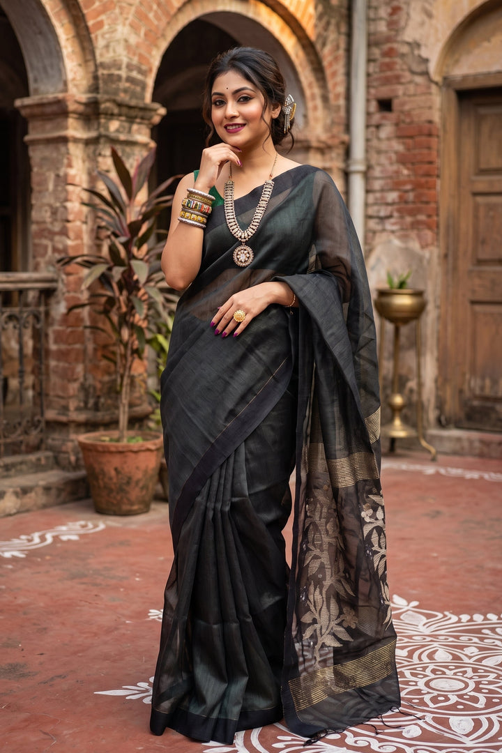 Sundar Abhushan (Linen Jamdani Saree)