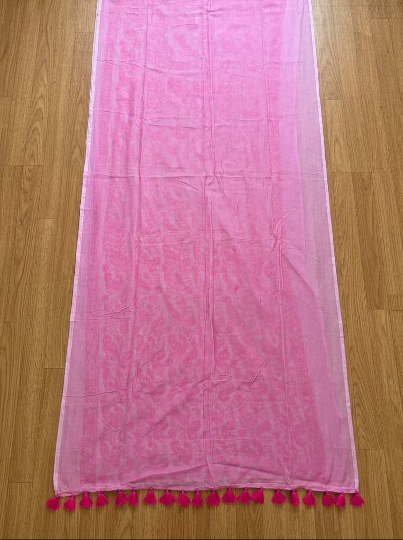 Petals & Paisley Mul Cotton Saree