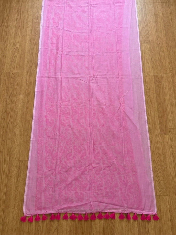 Petals & Paisley Mul Cotton Saree
