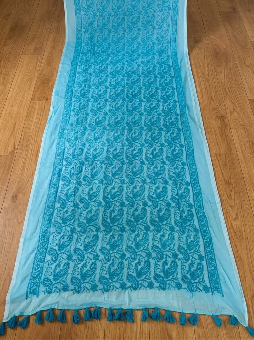Petals & Paisley Mul Cotton Saree