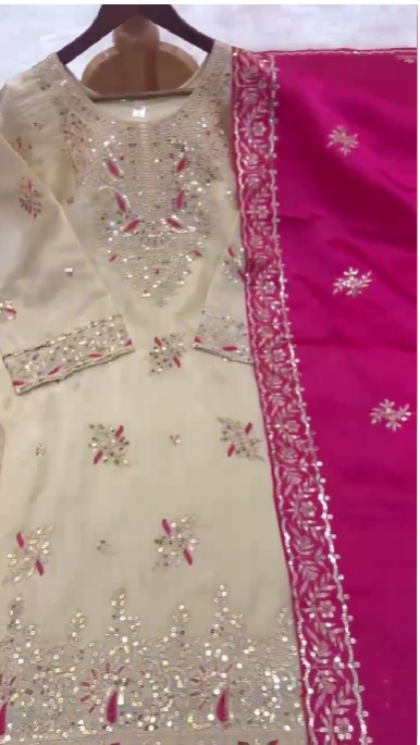 Calista Glow- Women’s Designer Party Wear set