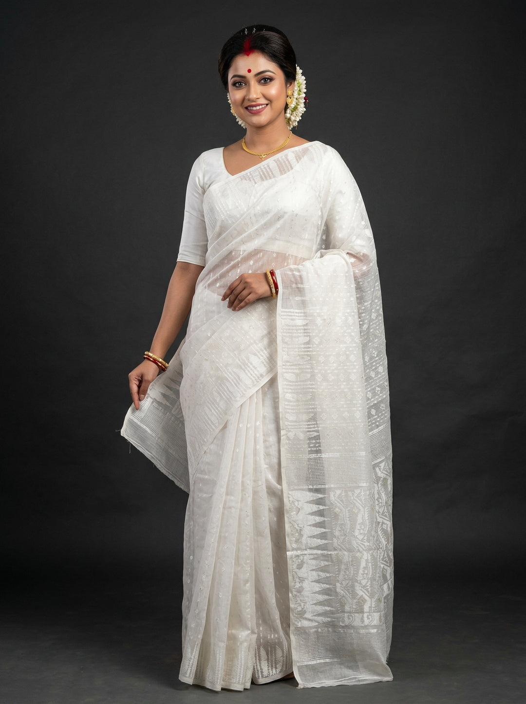 Moner Alo-Bengal Jamdani Saree (White)