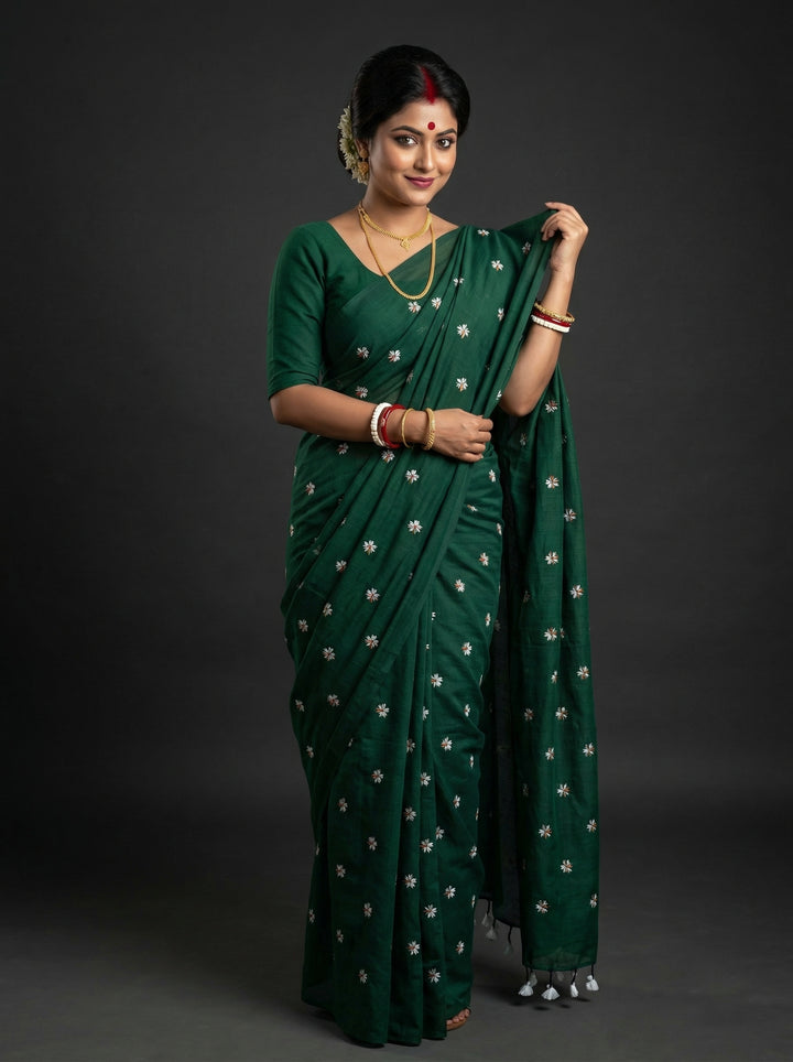 Bengal Shiuli(Jasmine) khadi Saree In Green