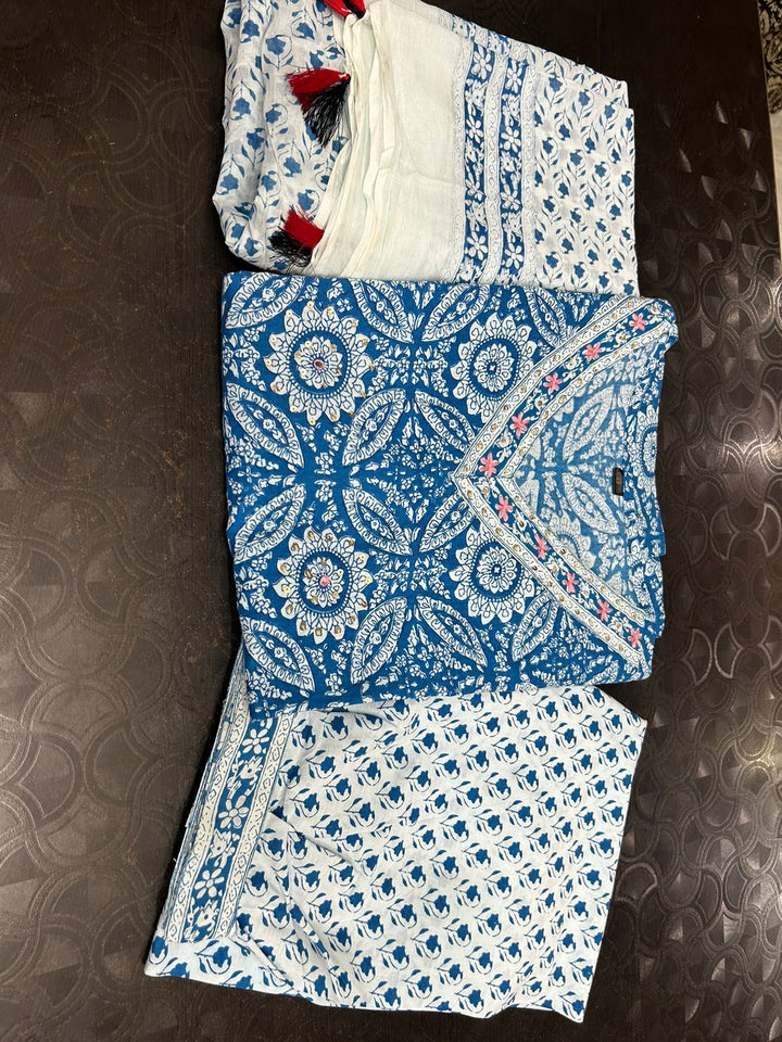 Cute Pockets Straight Cotton Kurti Set(Spirit Of Blue)