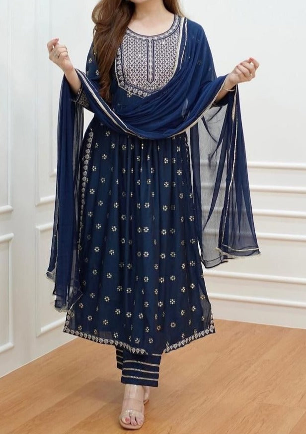 Blue Dynamic Naira Cut Kurti Set