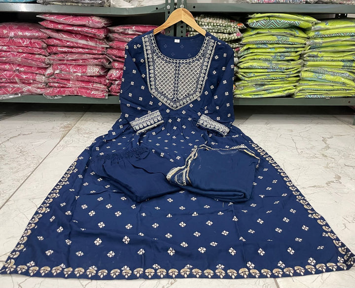 Blue Dynamic Naira Cut Kurti Set