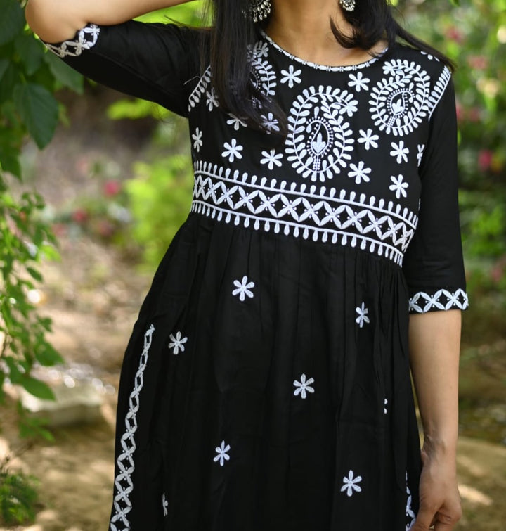 Black Naira Cut Kurti Set