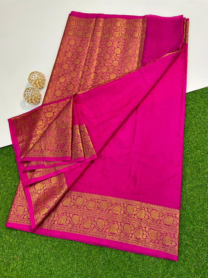 Plain Banarasi Saree With Floral Zari Border