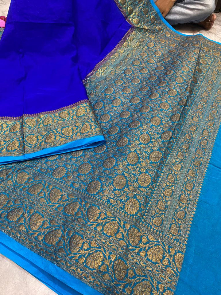 Plain Banarasi Saree With Floral Zari Border