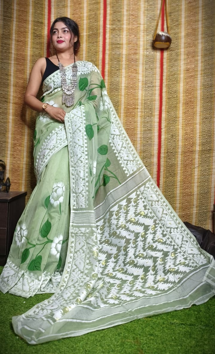 Floral Canvas Jamdani Saree