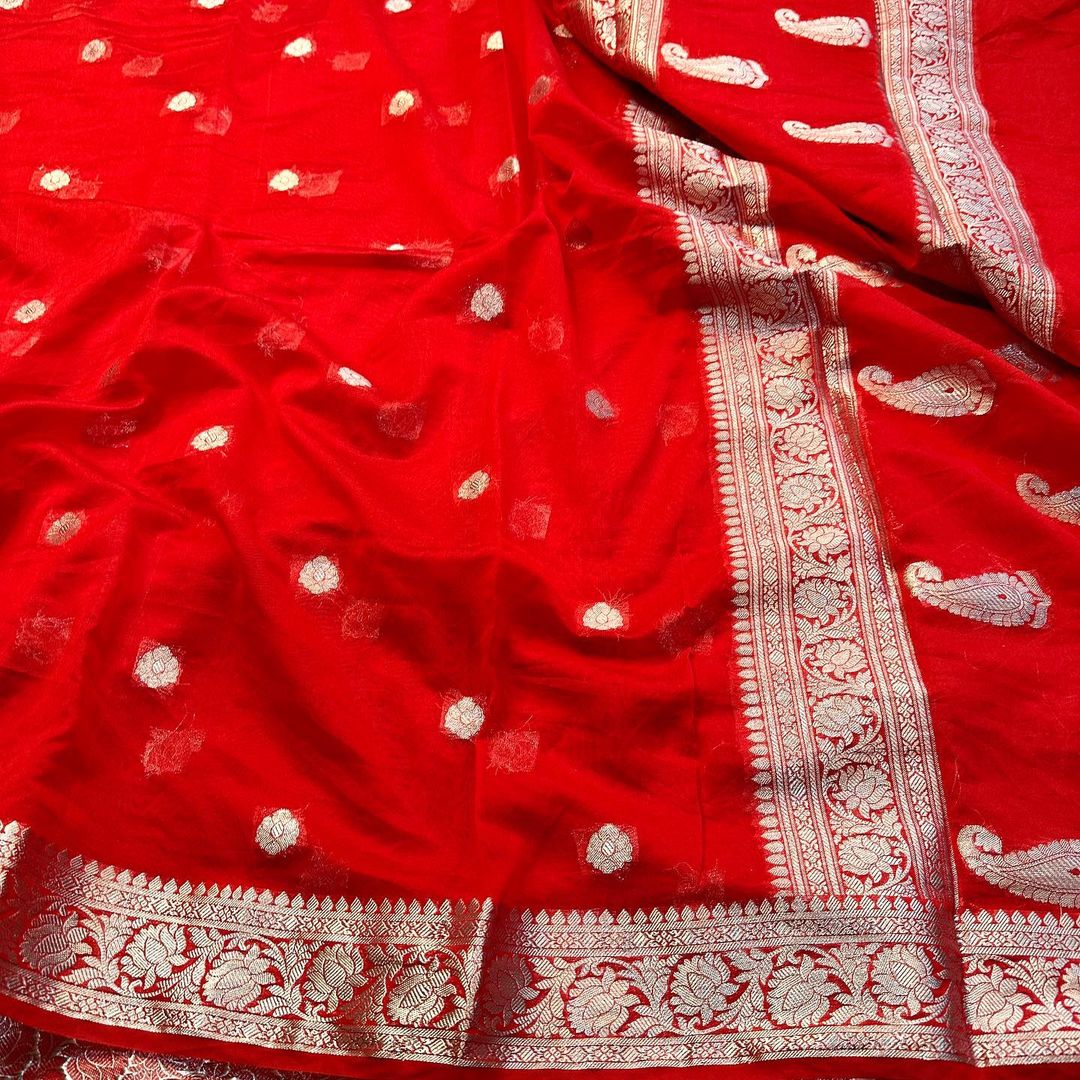 Sensible Red Semi Khaddi Georgette Banarasi Saree