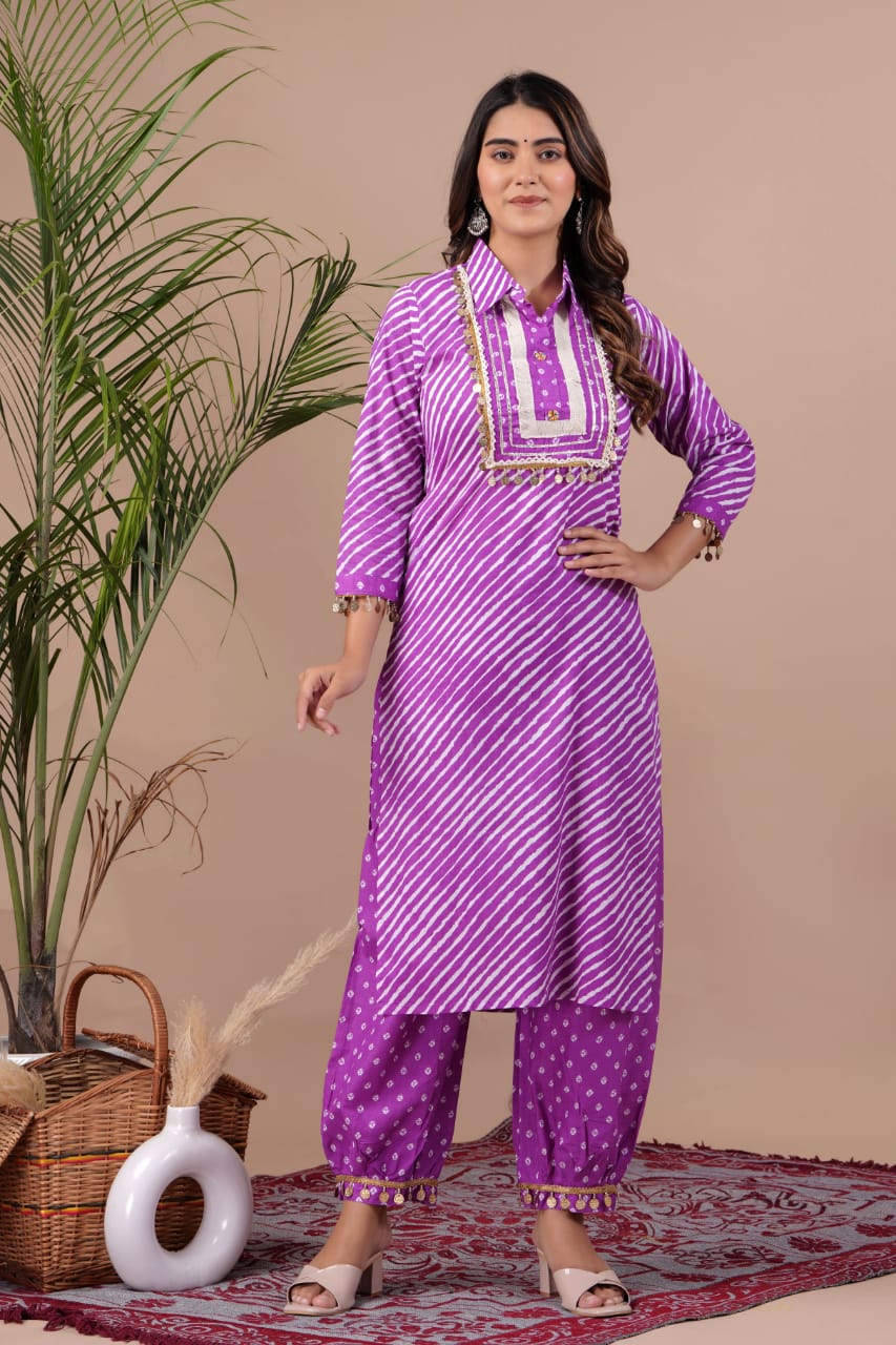 Buy online Self Design Straight Kurti from Kurta Kurtis for Women by  Readiprint Fashions for ₹649 at 70% off | 2024 Limeroad.com