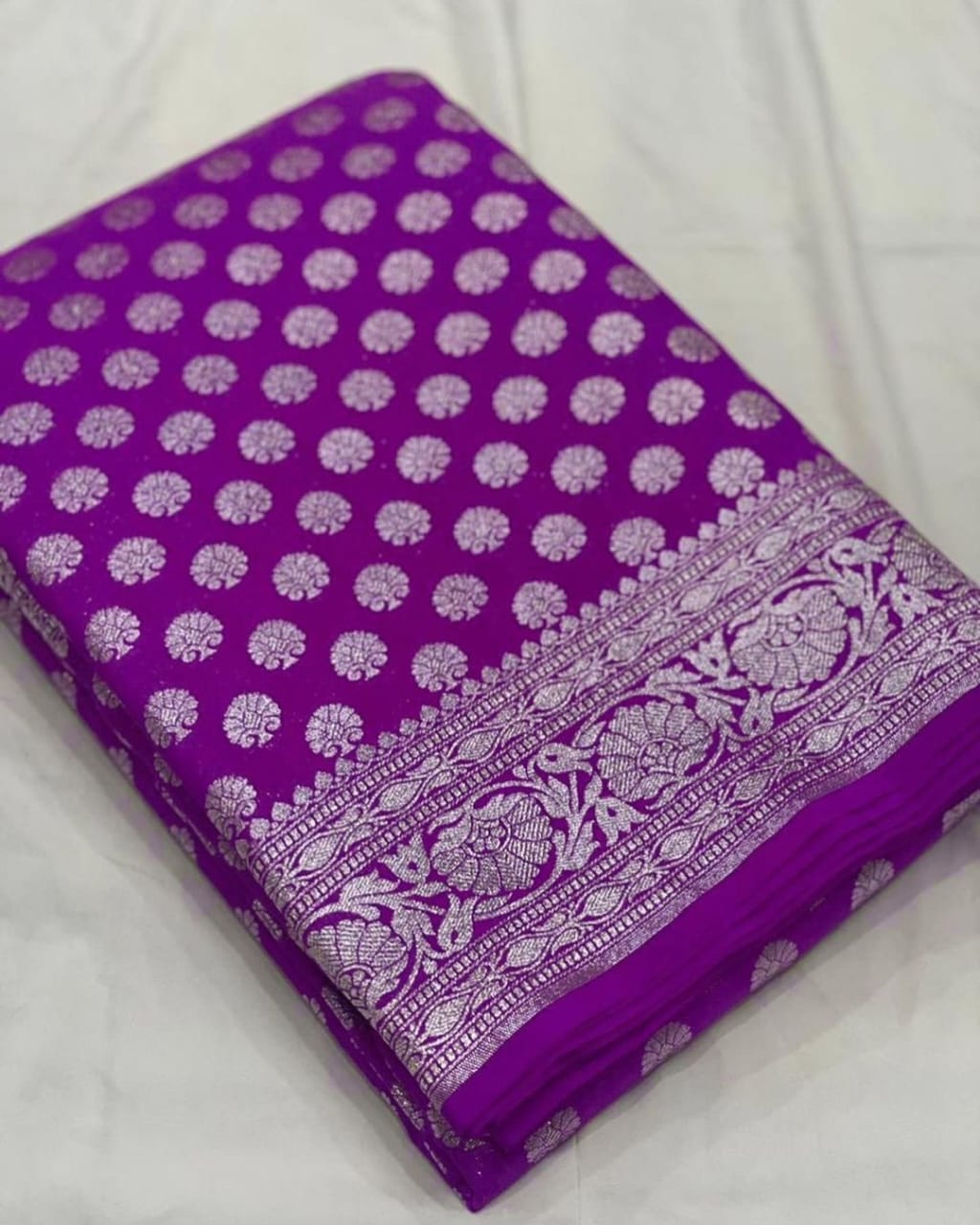 Dazzling Semi Katan Silk Banarasi Saree