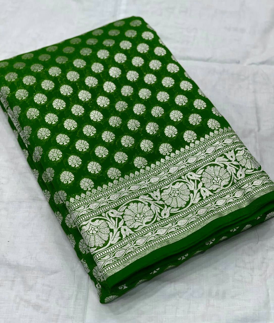 Dazzling Semi Katan Silk Banarasi Saree