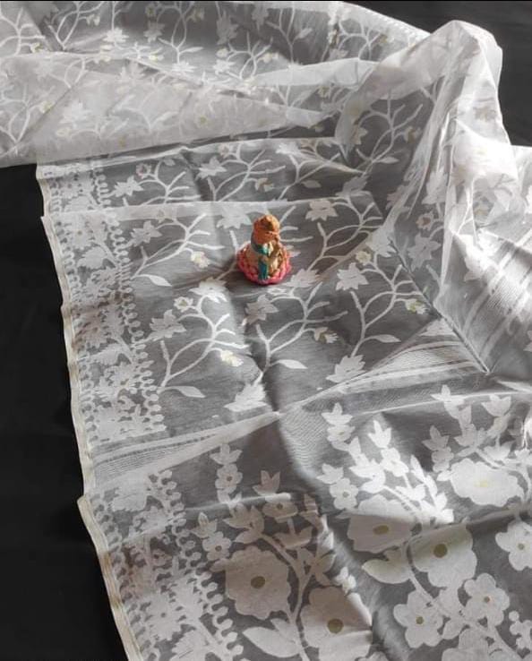 Baisakhi Mon Luxurious Jamdani Saree