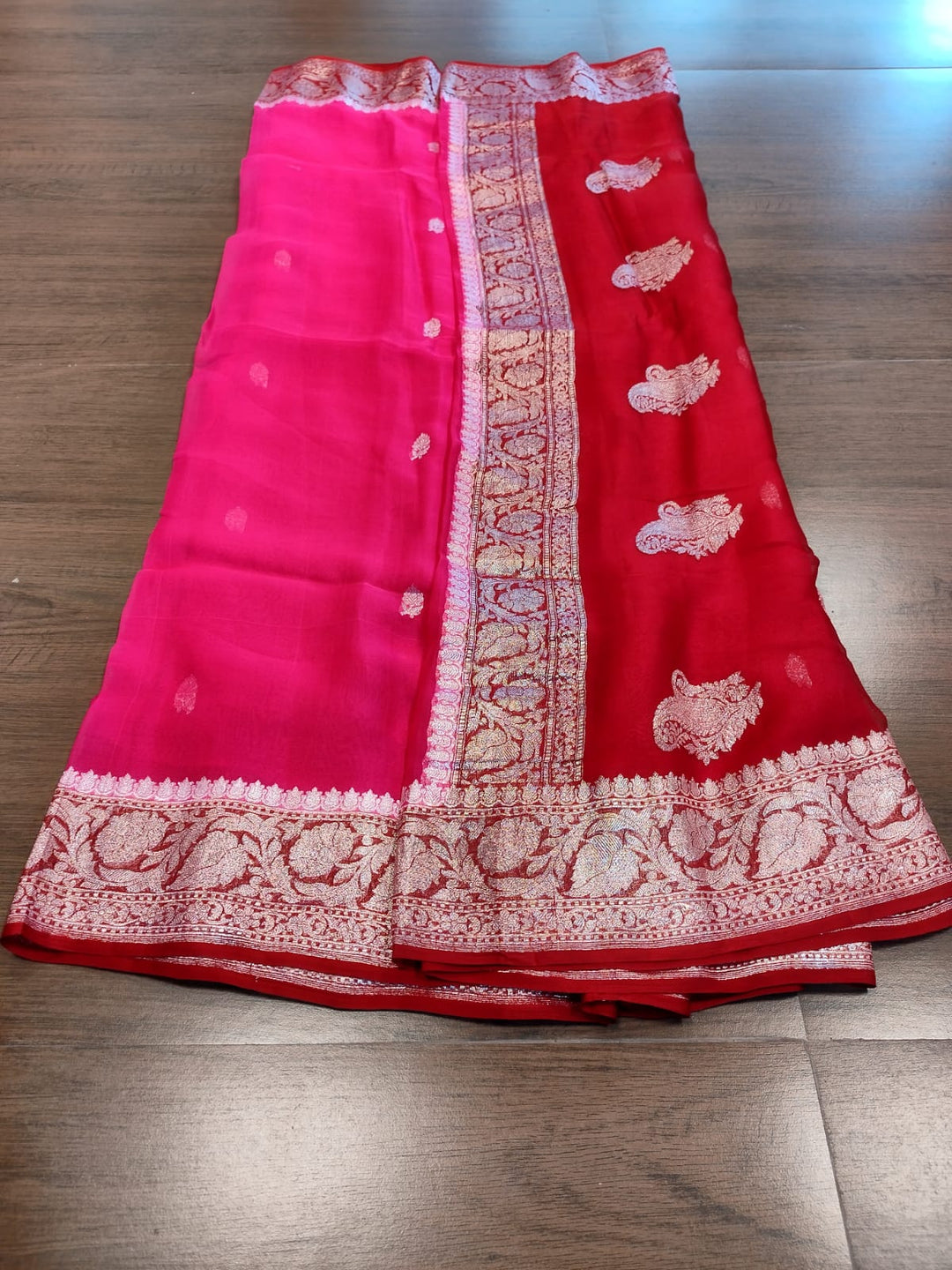 Double Cuddle Khaddi Chiffon Banarasi saree