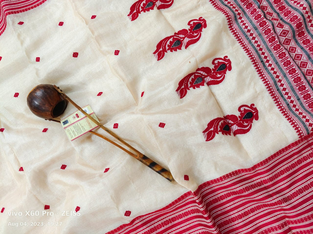 Heart Of Bengal - The Auspicious Tussar Saree