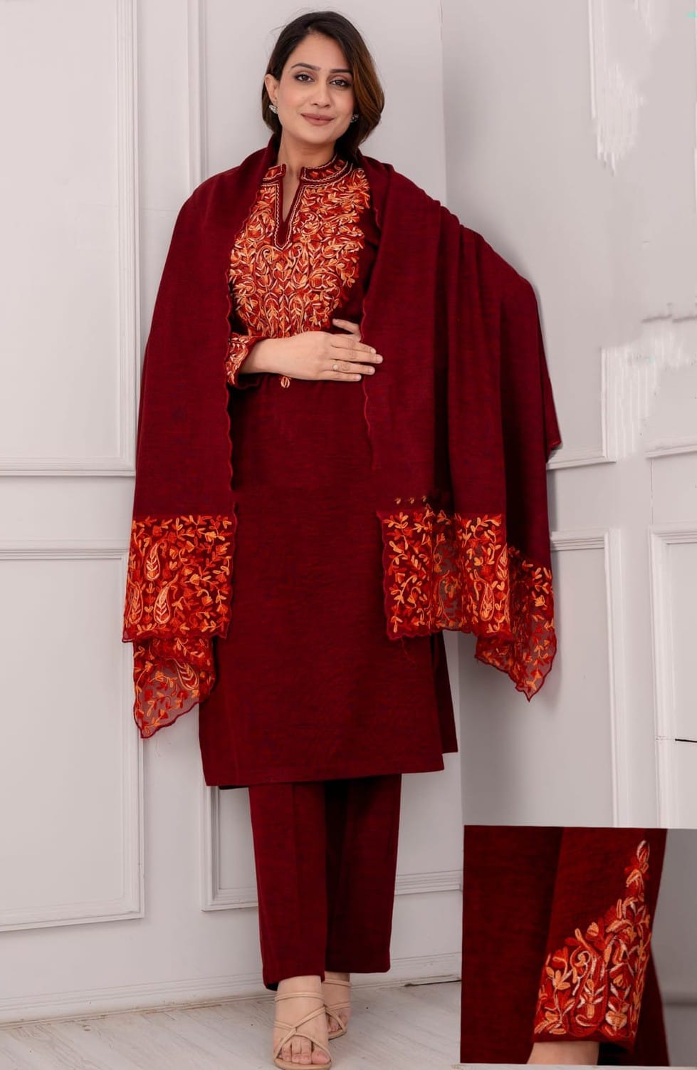 Kashmir ki kali - Designer Suit Set