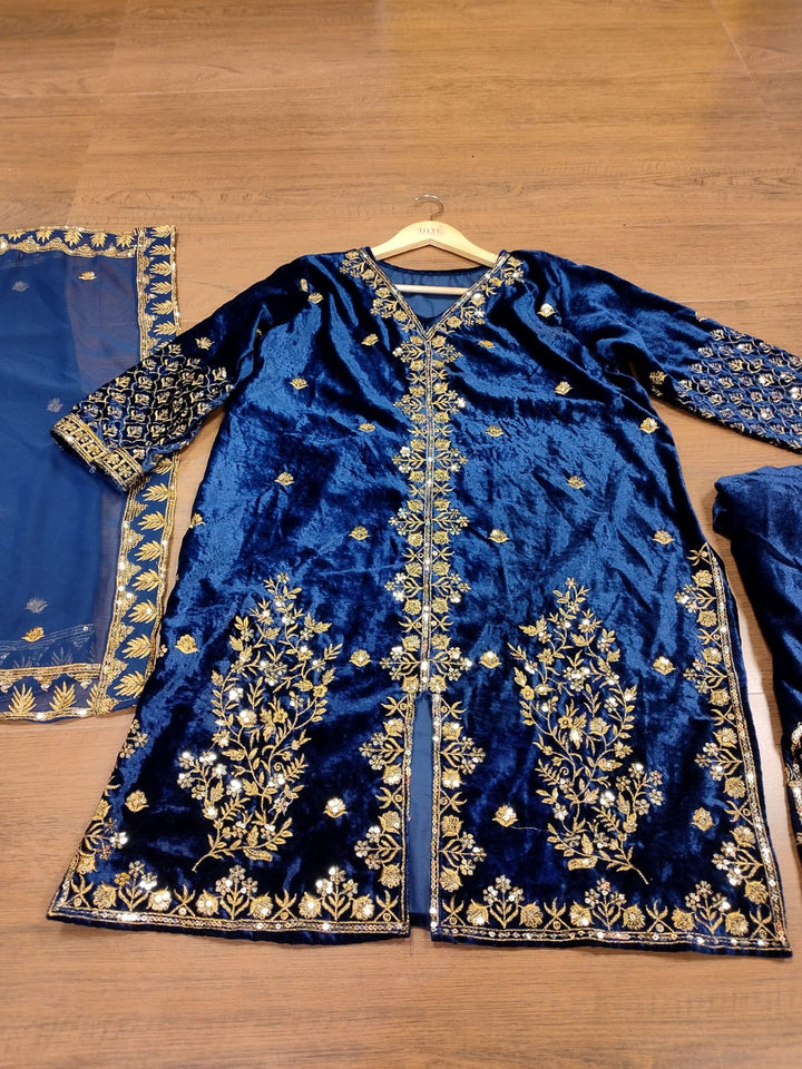 Extra Glitz Of Party- Designer Suit Set