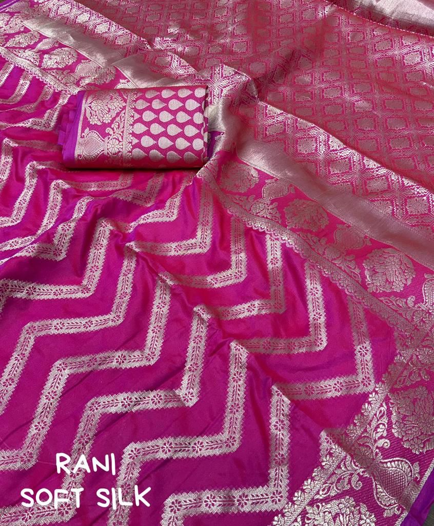 Feather Bed-Banarasi Silk Saree(Rani Pink)