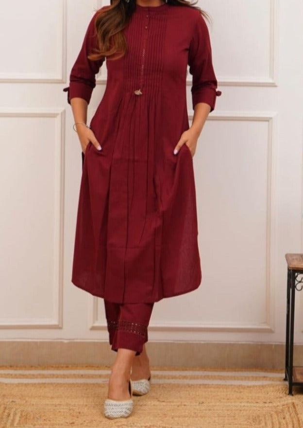 Simple Jingle Kurti Set