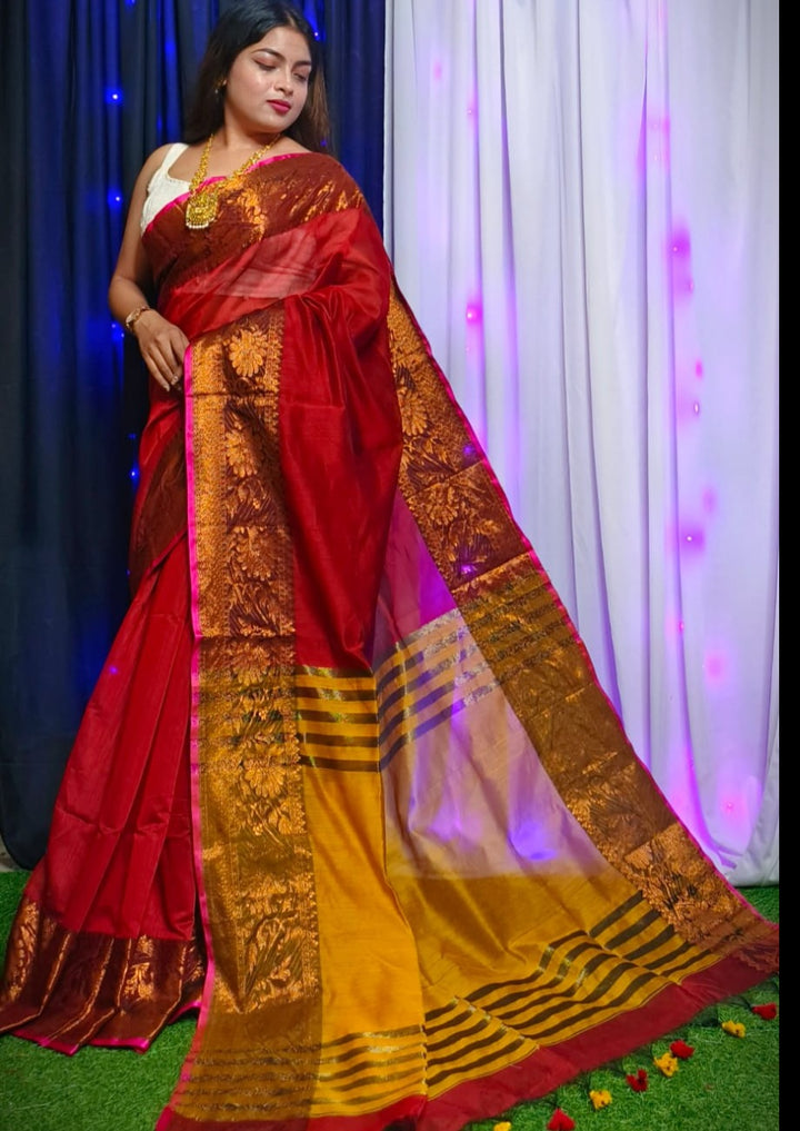 Weaving of Weavers ( Bengal Handloom Saree)