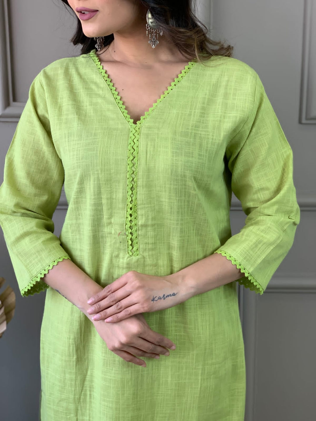 Satire Of Attire Kurti Set(Witty Green)