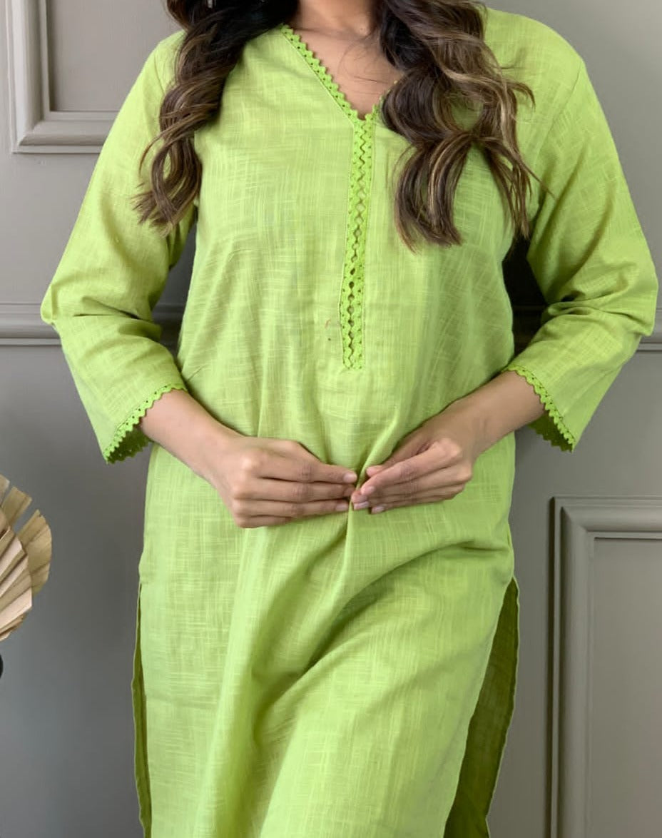 Satire Of Attire Kurti Set(Witty Green)