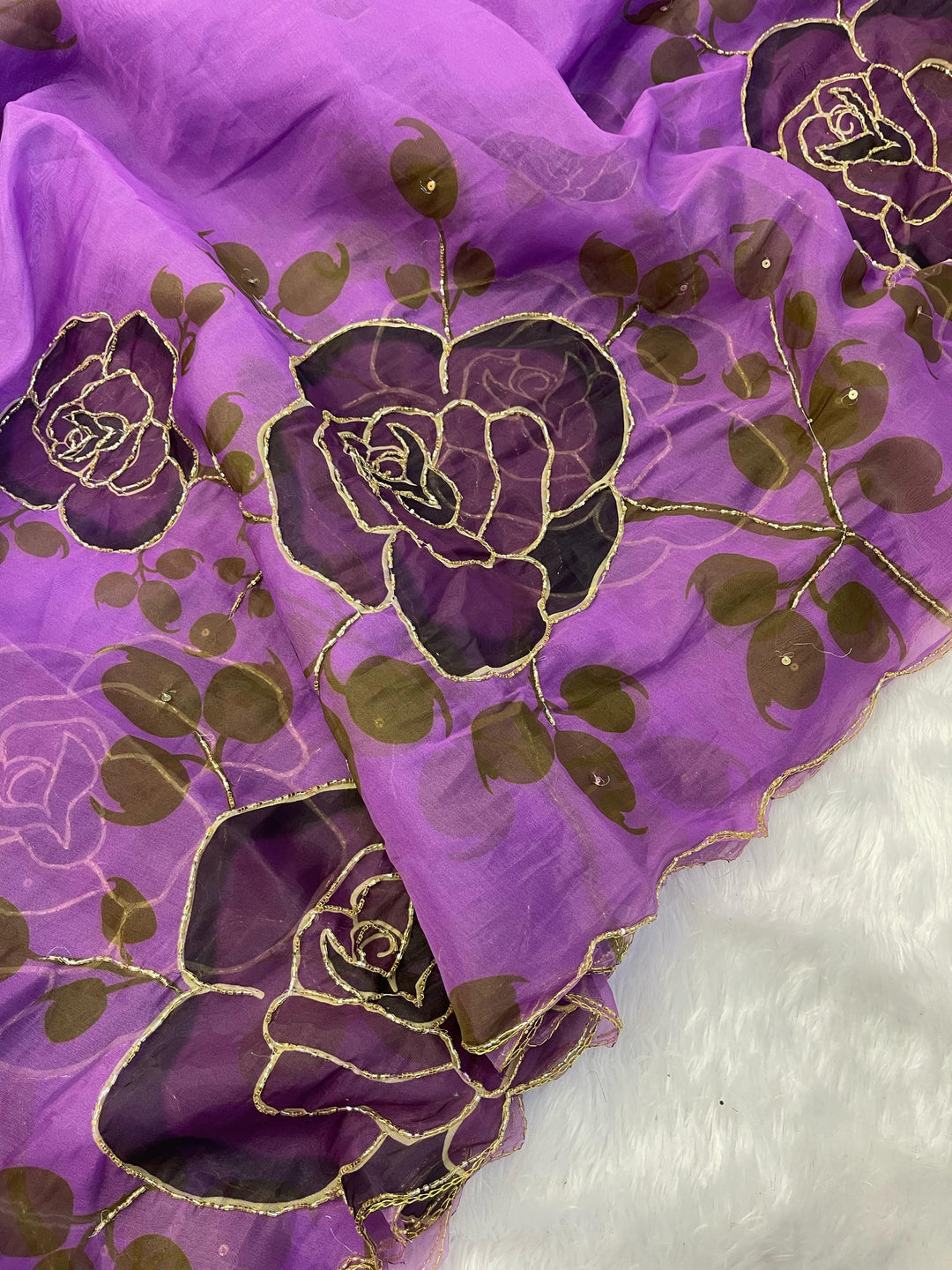 Loving Beauty- Rose Everywhere (Organza Silk Saree)