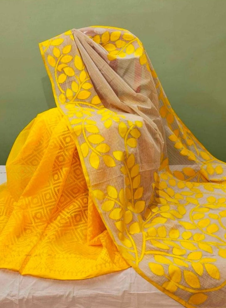 Sundari- Pretty Lady( Bengal Hand Print Artistic Saree)