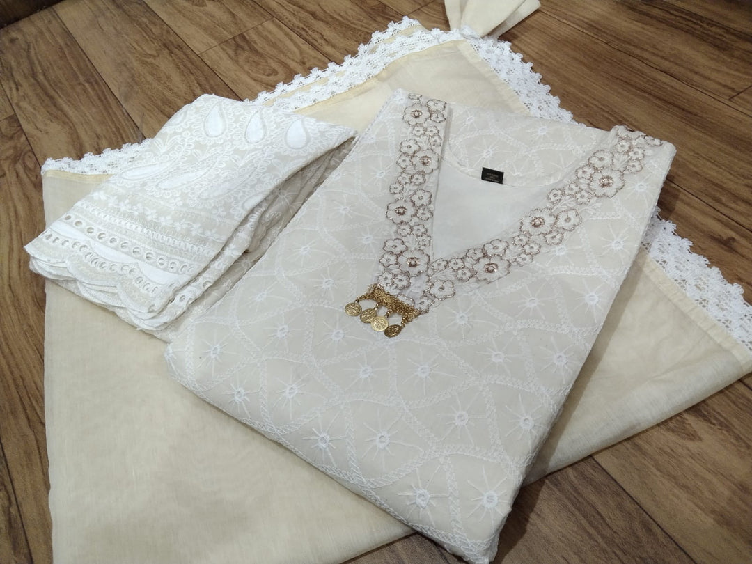 Smarty look White Chikankari kurti