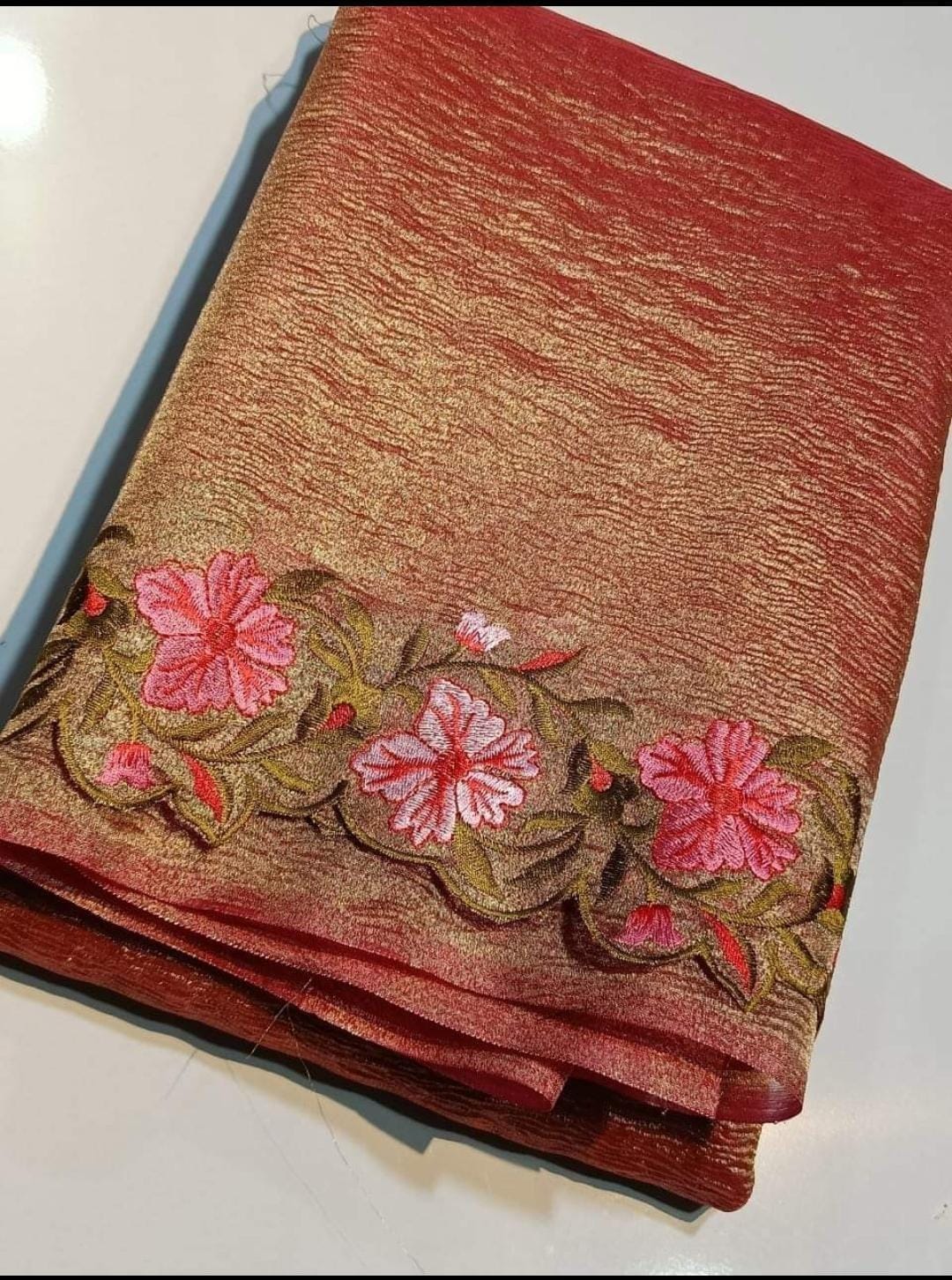 Avatar- Ek Anokha Banarasi Tissue Saree