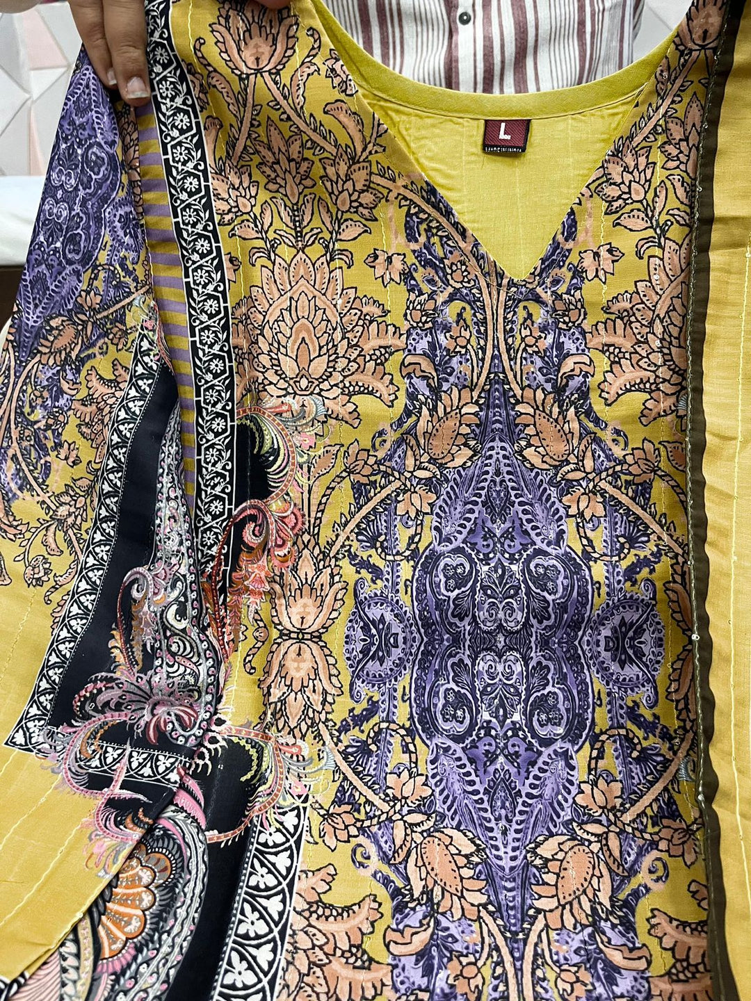 State Of The Art Pakistani Style Suit Set