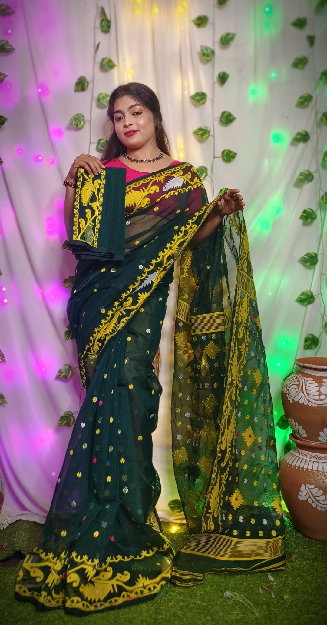 Kalavathi Dhakai Jamdani Saree