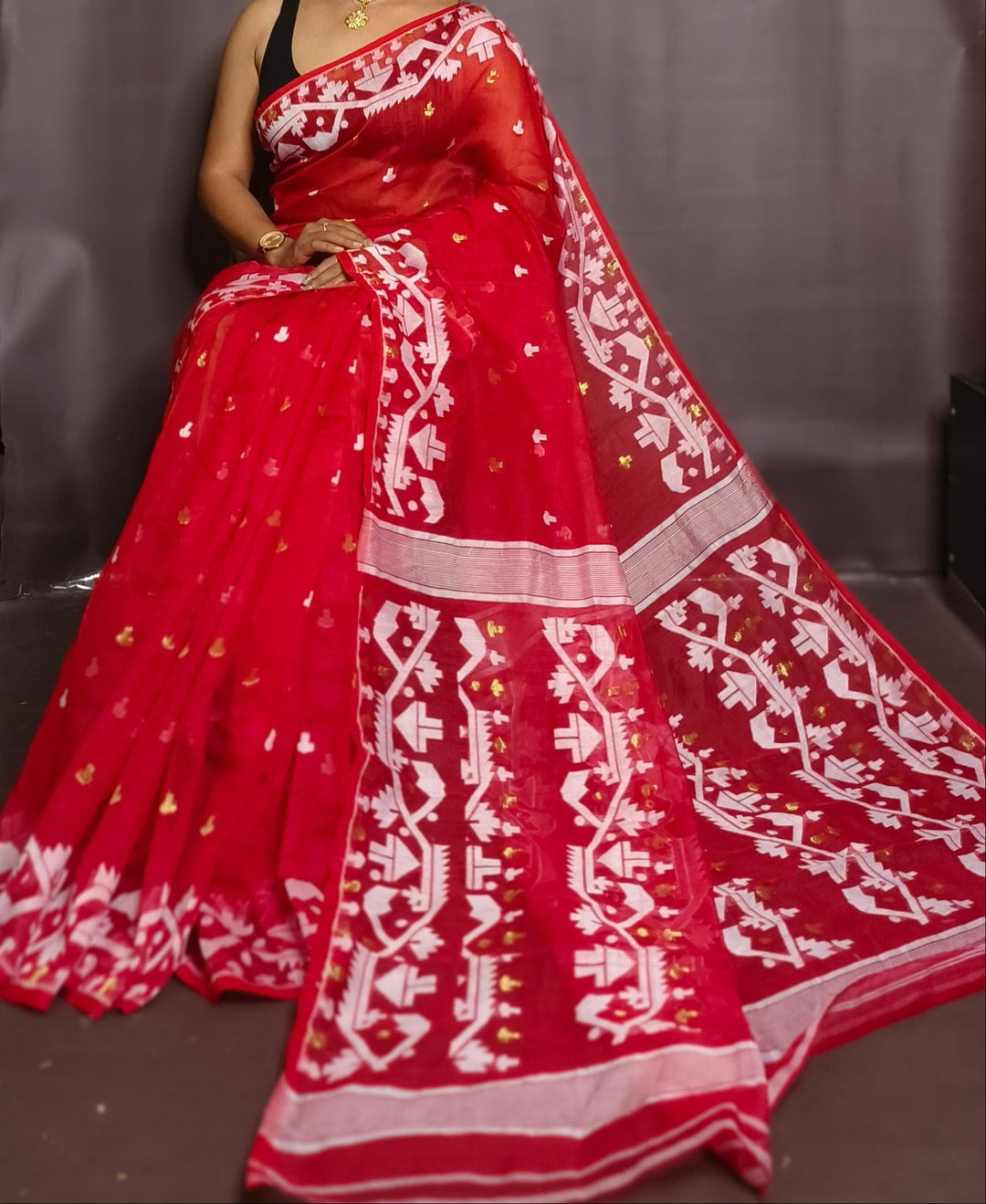 Meghbalika Dhakai Jamdani Saree