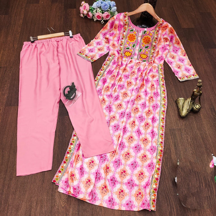 Showers of Flowers Kurti Set