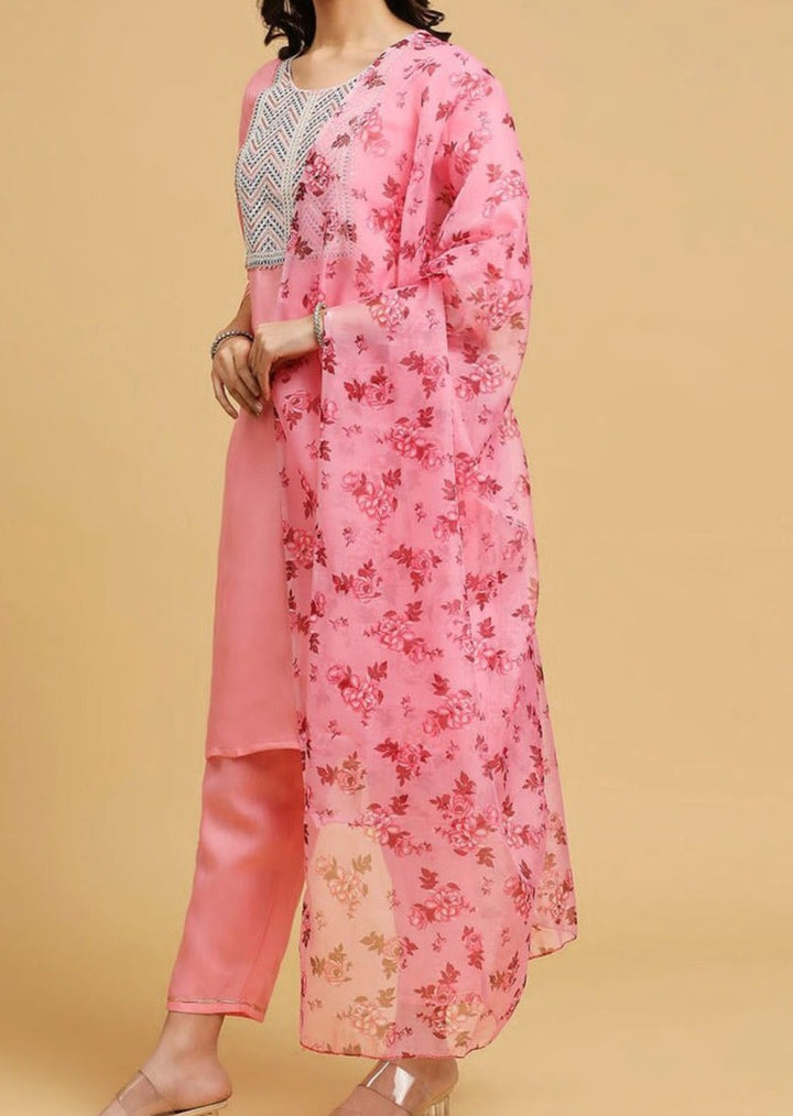 Nature's Masterpiece  Kurti Set