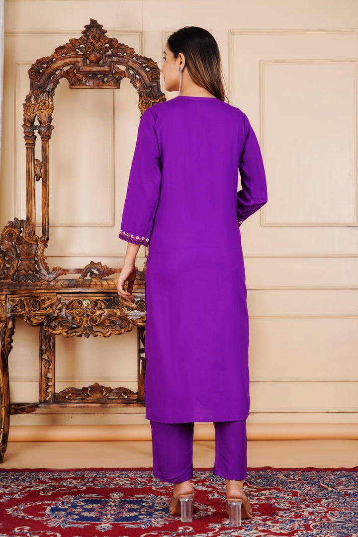 Graceful Women Rayon Kurti Set