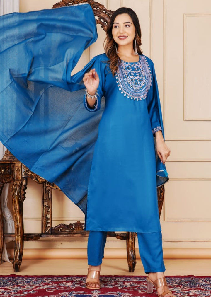 Graceful Women Rayon Kurti Set