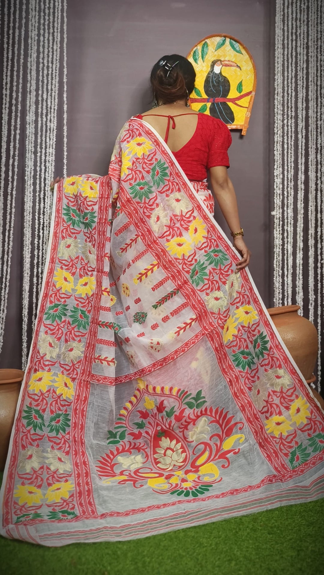 Charulata Dhakai Jamdani Saree