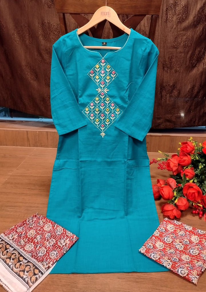 Bossy Bloom- Beautiful Creation Cotton Kurti Set