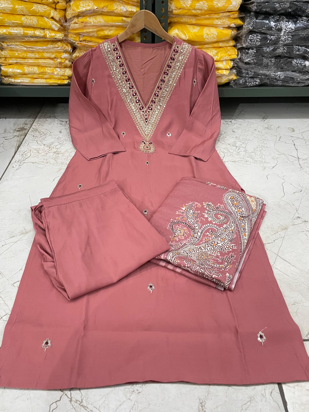 The only Traveler Silk Kurti Set