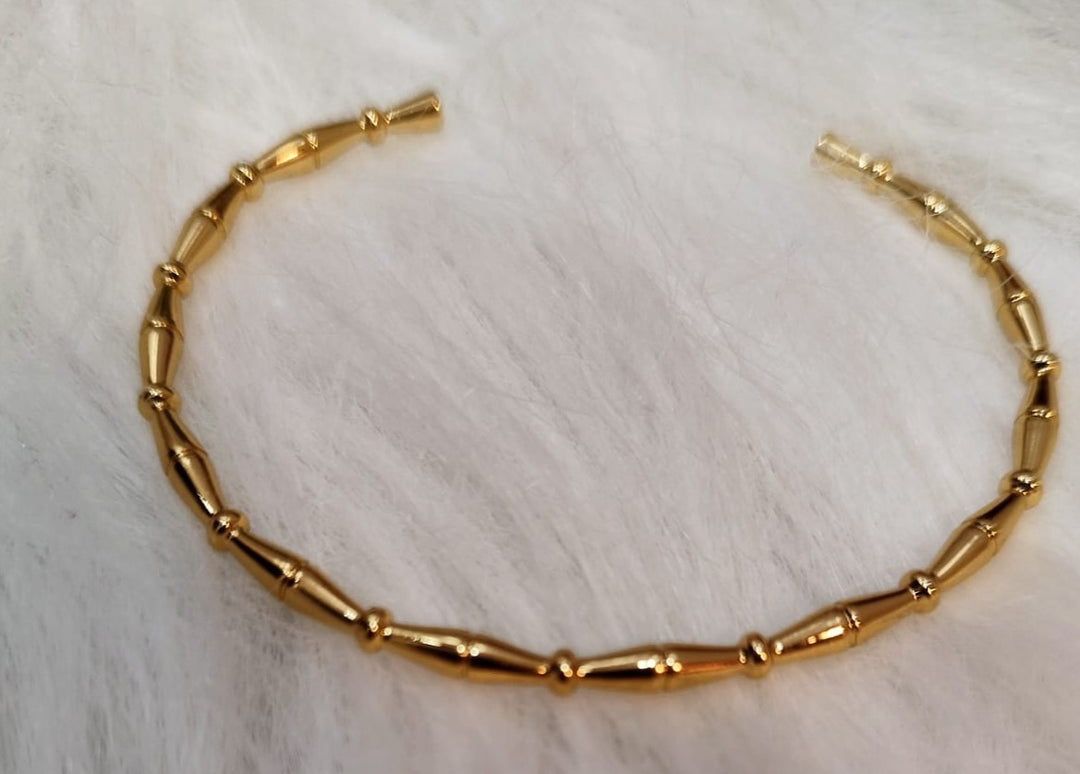 Fine New Adjustable Sleek Bracelet