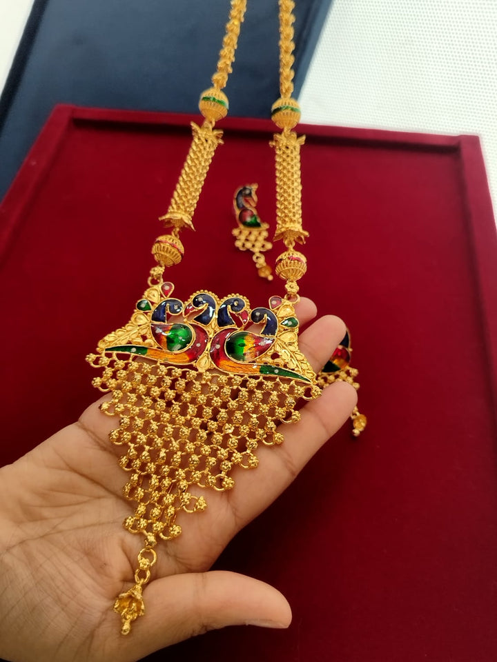 Big Day Things (Gold Plated Sita Har Bridal Necklace set)