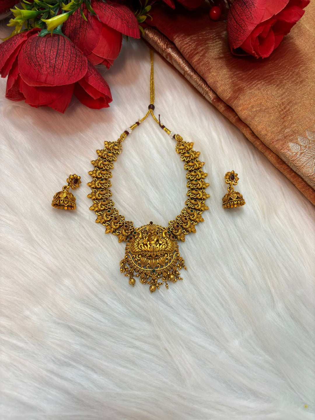 Laxmi Varan- Temple Jewellery