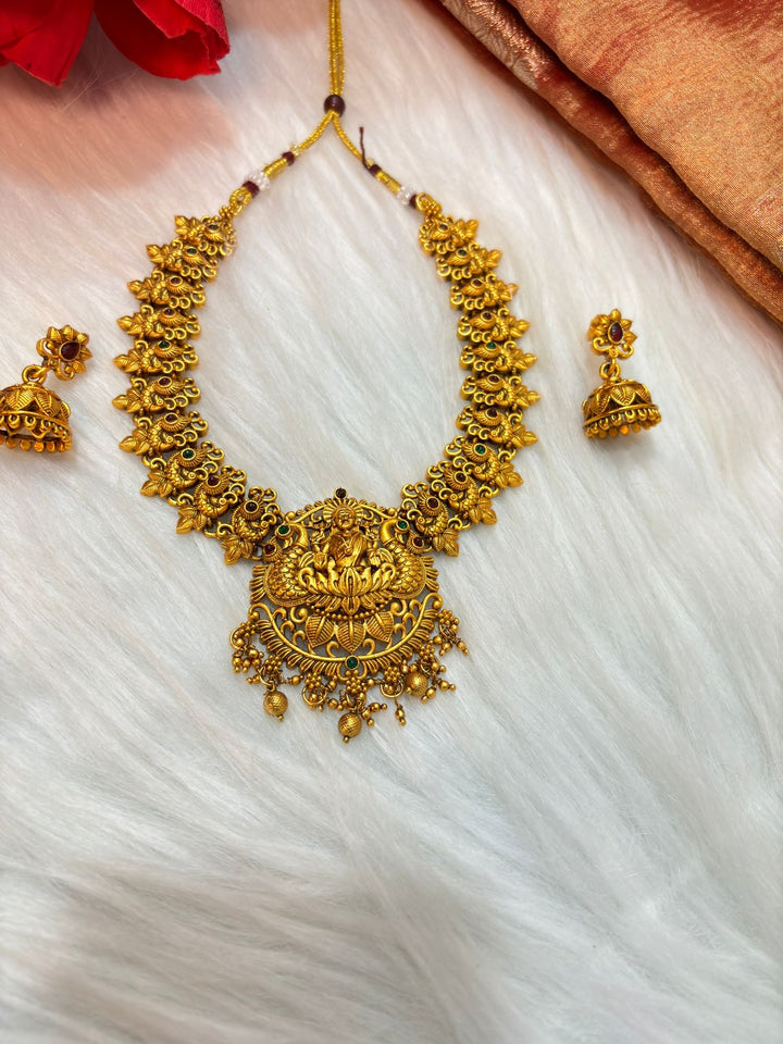 Laxmi Varan- Temple Jewellery