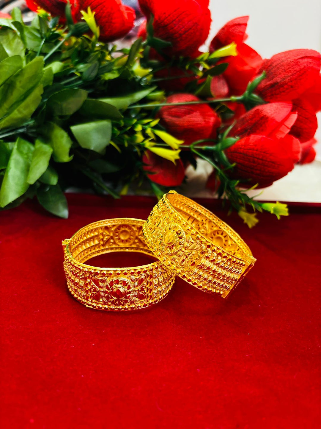 Raktakarabi Fancy Gold Plated Chur