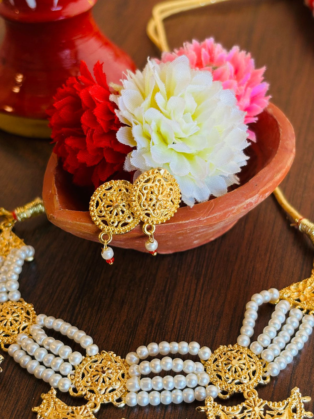 Rohini (Gold Plated Chocker Set)