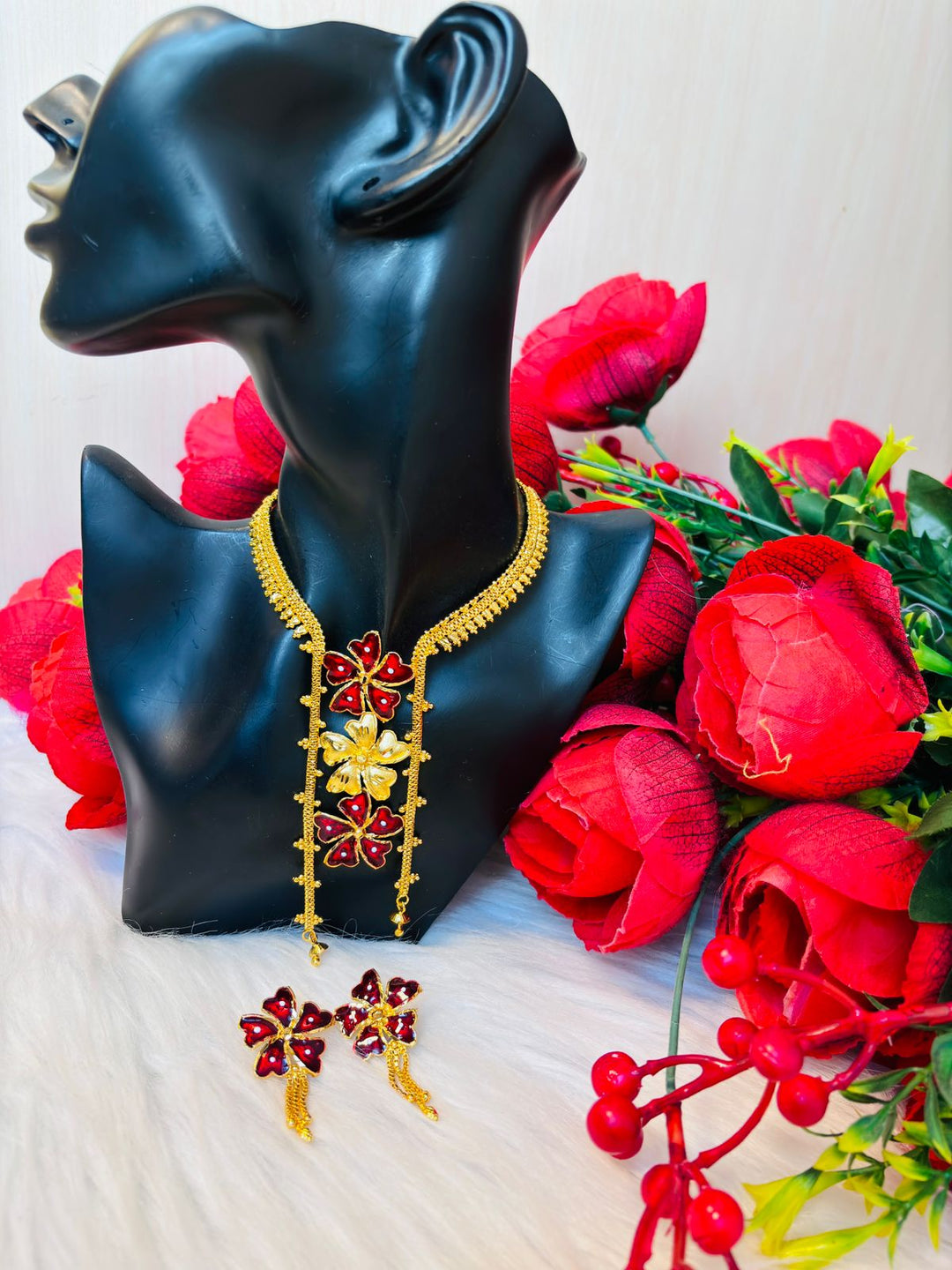 Ornamental Flower -Gold Plated Necklace Set